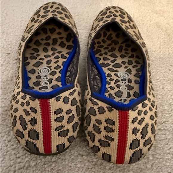Rothy’s Round Toe The Leopard Flats Sz 8.5 - Picture 2 of 5